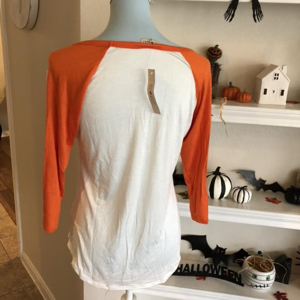 NWT Free Kisses Halloween tee top trick or treat S - Picture 3 of 4